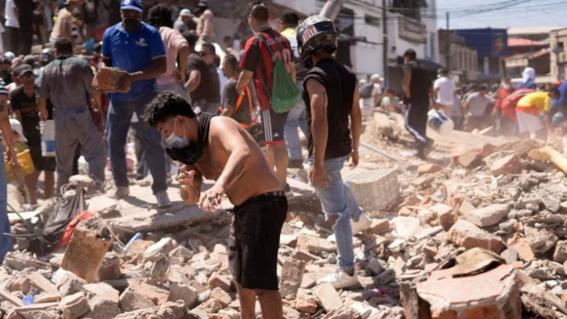 alternoticias1's tweet photo. Sube a 169 el número de muertos y más de 900 heridos tras terremoto en Colombia. https://t.co/PT5zydSD2d
#ALTERNATIVASINALOA #UltimasNoticias #BreakingNews #Sinaloa
#Sismo #terremoto #AlMomento #colombia https://t.co/H7x29W8Ntk