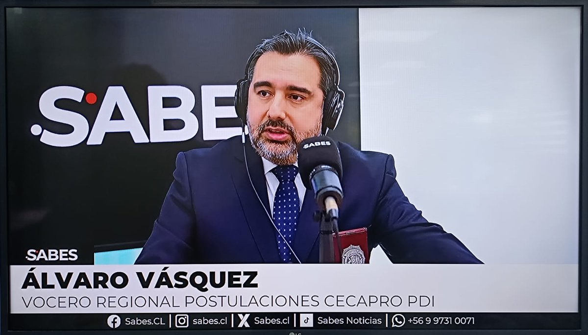 PDI_BIOBIO's tweet photo. Comisario Álvaro Vásquez conversa ahora con @Sabescl sobre el proceso de postulación para agentes policiales que se mantiene abierto hasta el próximo 14 de agosto. https://t.co/eaRRpvdU70