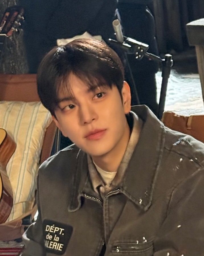 seungminisagod's tweet photo. absolutely top tier visual https://t.co/ZpiDa2lTSc