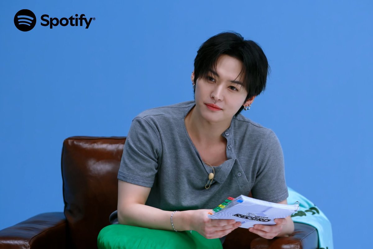 hmvzii's tweet photo. 따끈따끈커요미….🥯💥🤏🏻 https://t.co/cHfTikdWSe
