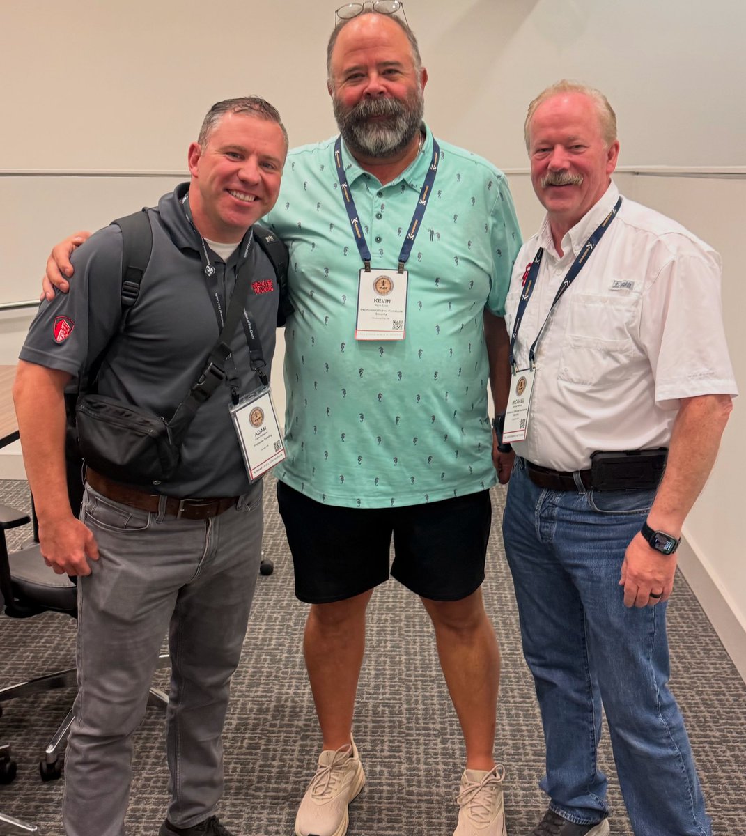 FirehouseTrain1's tweet photo. 🇺🇸 One of the best parts about attending the National Homeland Security Conference here in Louisville, Kentucky is getting the opportunity to reconnect with great people from across the emergency response and homeland security community.🚒🔥#HomelandSecurity https://t.co/cgwUAFAv2S