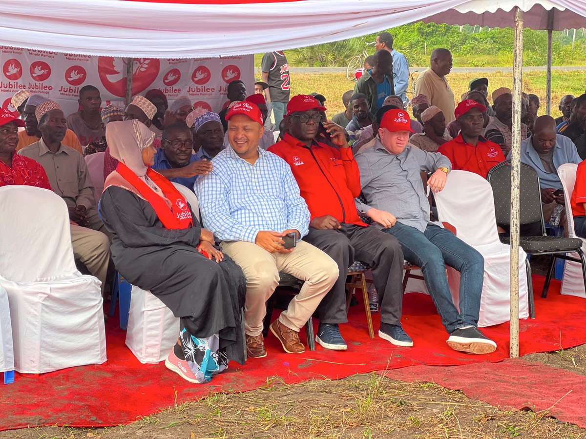 TimelineFixers's tweet photo. Dr. Fred Matiang’i continues to strengthen grassroots engagement across the country. From Milalani, Msambweni, to Nyaguku, Bobasi, the movement is growing through direct engagement, new partnerships and a shared vision of unity, dignity and development.
#MbelePamoja https://t.co/G5nJ3J6Te0