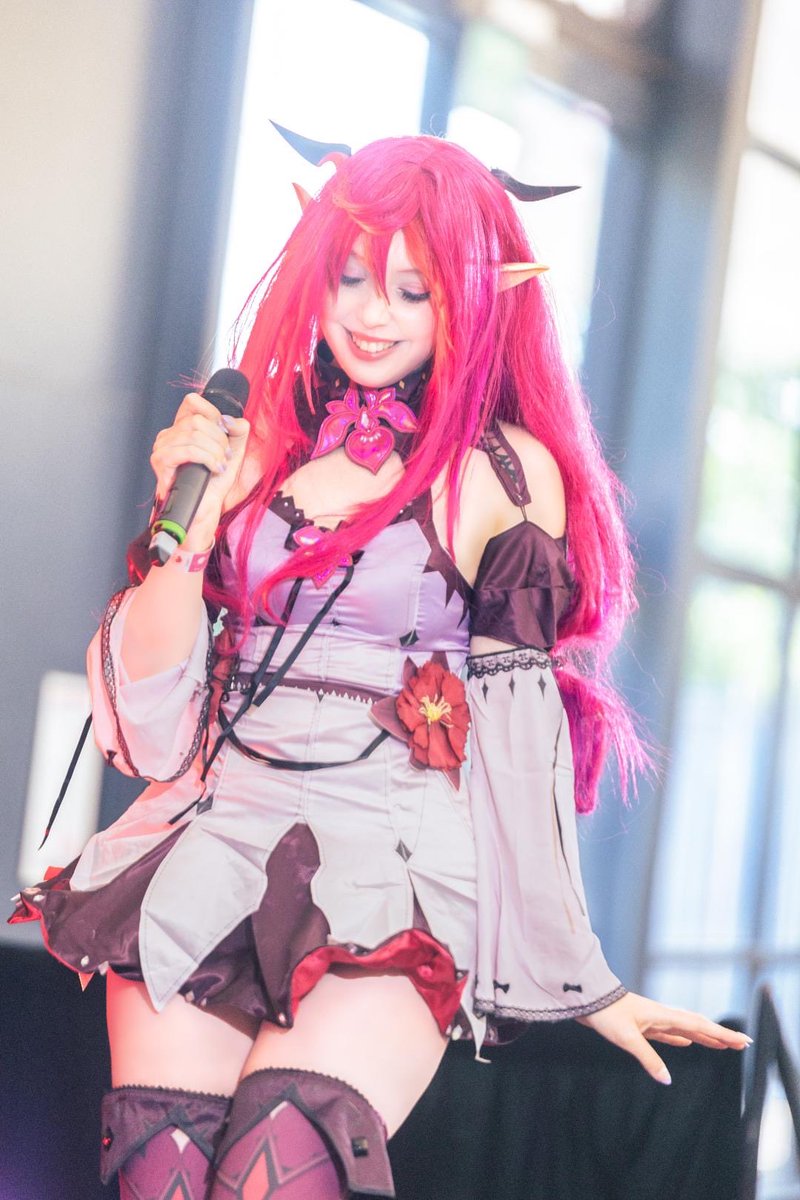 LunaireLive's tweet photo. Supanova melbourne 2026 IRyS 💎💞

My first con performance as Lunaire live 
📷 - ks.portrait on insta 
#Hololive #IRySart #cosplay #idol https://t.co/Aa2ccpaM1Q