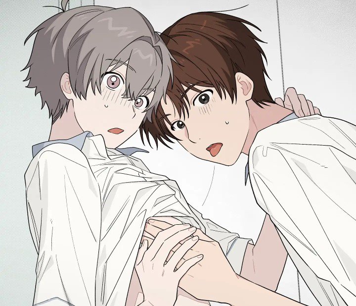 spexsialhyun's tweet photo. I finally got solid proof that seongmin and taeyoung are fr haesol and joohyuk in real life like JUST LOOK AT THEM OMGGG they literally jumped straight out of the manhwa 😭😭😭😭 https://t.co/HEWts5u2MG