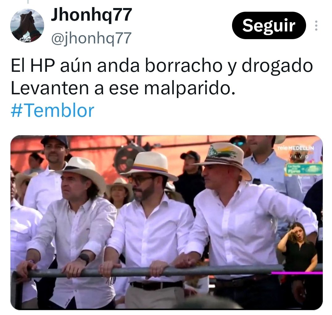 fredyo4060's tweet photo. @AdrianaVeterin Mientras el ilegítimo estaba borracho un funcionario de Petro dirige la UNGRD... https://t.co/MKuyDhMKoD