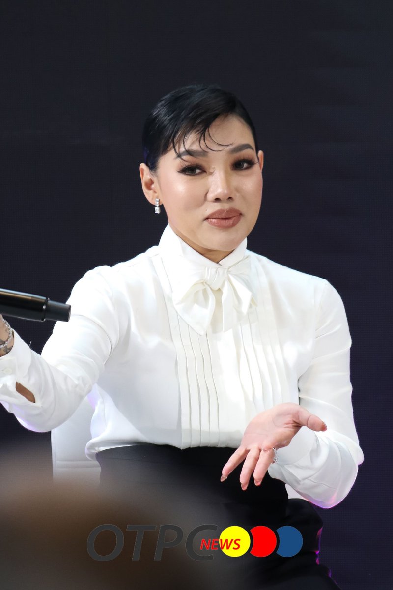 otpcnews's tweet photo. "ดา เอ็นโดรฟิน" ร่วมงานแถลงข่าวเปิดตัว DUO: ONE : TWO SOULS, ONE DREAM PRESS CONFERENCE เรียลลิตี้โชว์รูปแบบใหม่ของประเทศไทย
#DaEndorphine #ดาเอ็นโดรฟิน
#PROJECTDUOONEPresscon
#แถลงข่าวเปิดตัวPROJECTDUOONE
#PROJECTDUOONExFreenBecky https://t.co/CVIDKZMR9O
