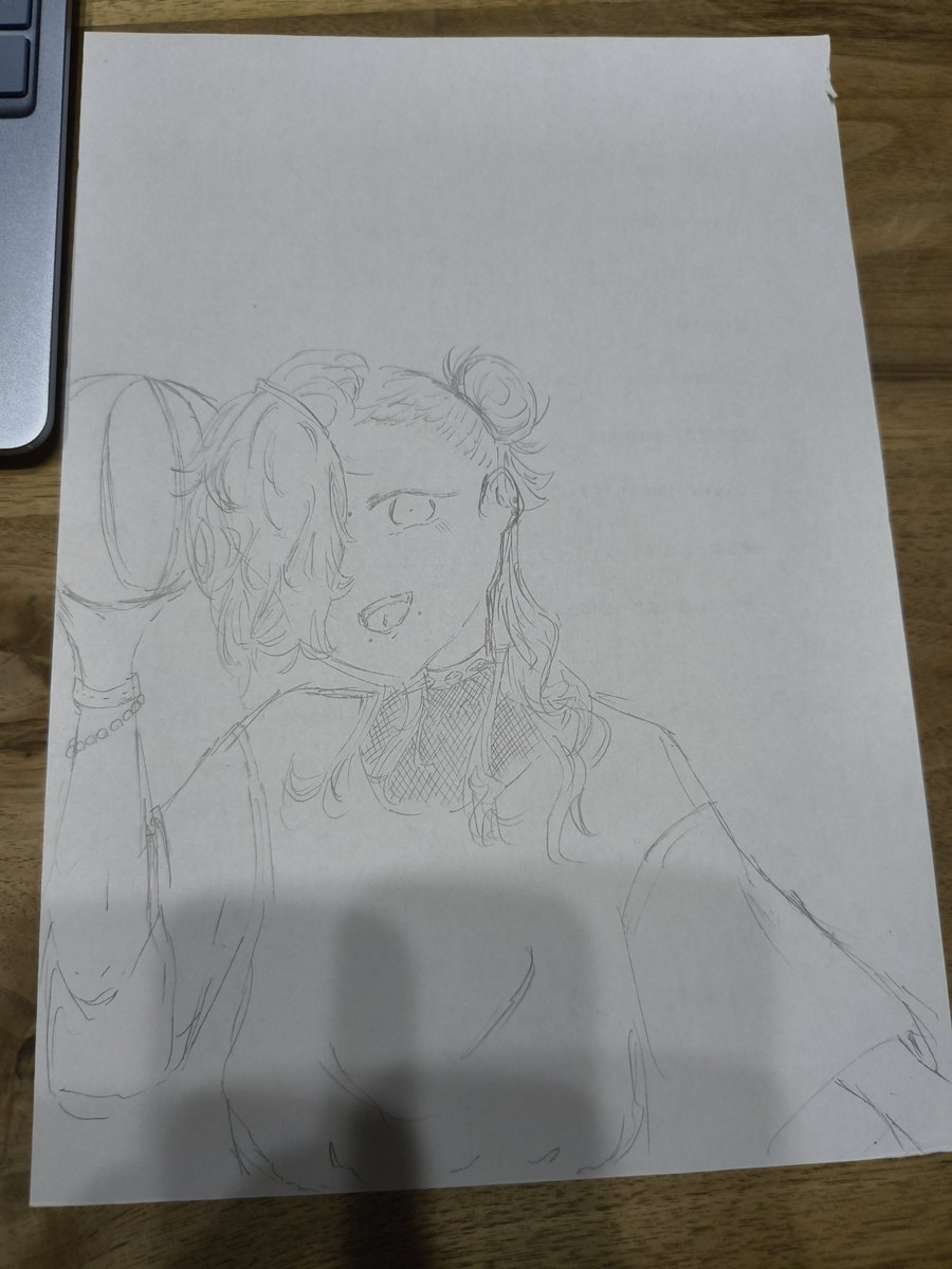 moimoikujira's tweet photo. 探し物中に出てきたいつ描いたかも分からない絵 https://t.co/N4H84saSJ4