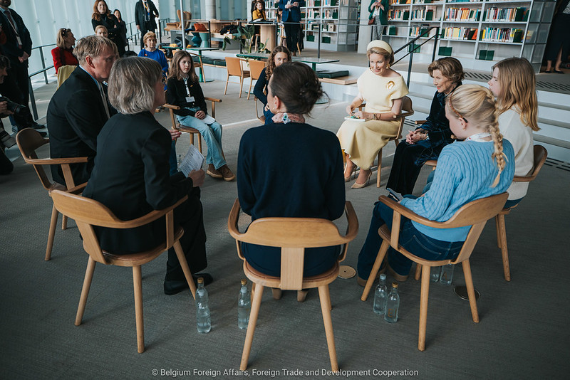 BELinCoE's tweet photo. 🇧🇪 À la veille de la #JournéeInternationaleDeLaJeunesse, célébrons les jeunes qui façonnent l’avenir démocratique d'🇪🇺. Le #Manifeste2049 du CdE montre comment leur participation renforce la démocratie dans le cadre du #NouveauPacteDémocratiquePourLEurope
https://t.co/6nRCIapmpa https://t.co/4bnr7AhKT0