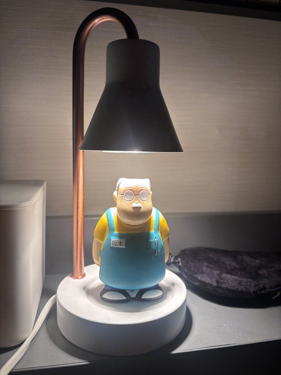 741on's tweet photo. 아 미친무드등이 사카모토 죽였어
엄마가 올려둔 거 못 보고 켜놨다가.. 쎄해서 보고 비명지름 https://t.co/jTmImCC05v