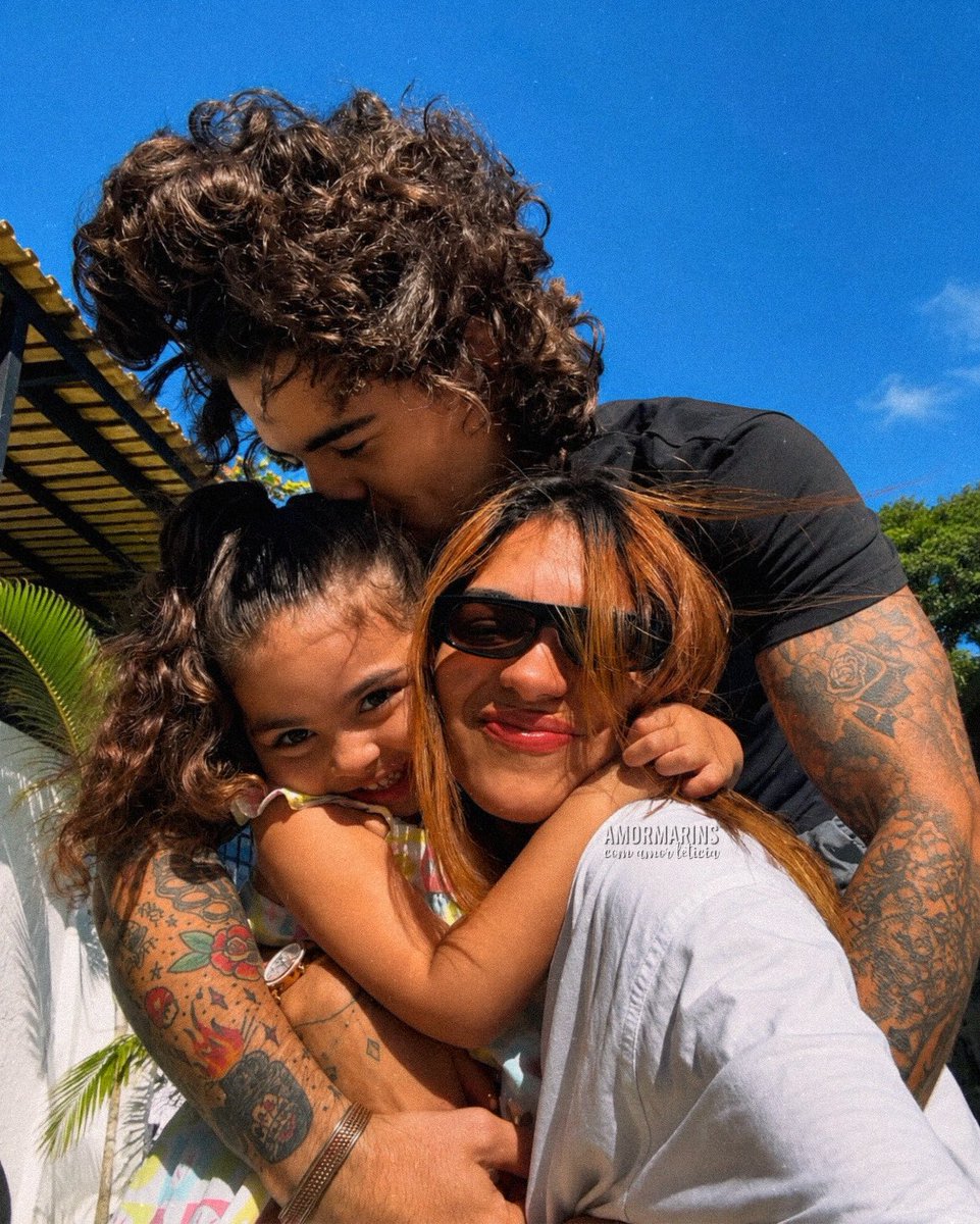 amormarinss's tweet photo. Vontade de guardar eles num potinho 🥹 https://t.co/QiOV2Oejn4