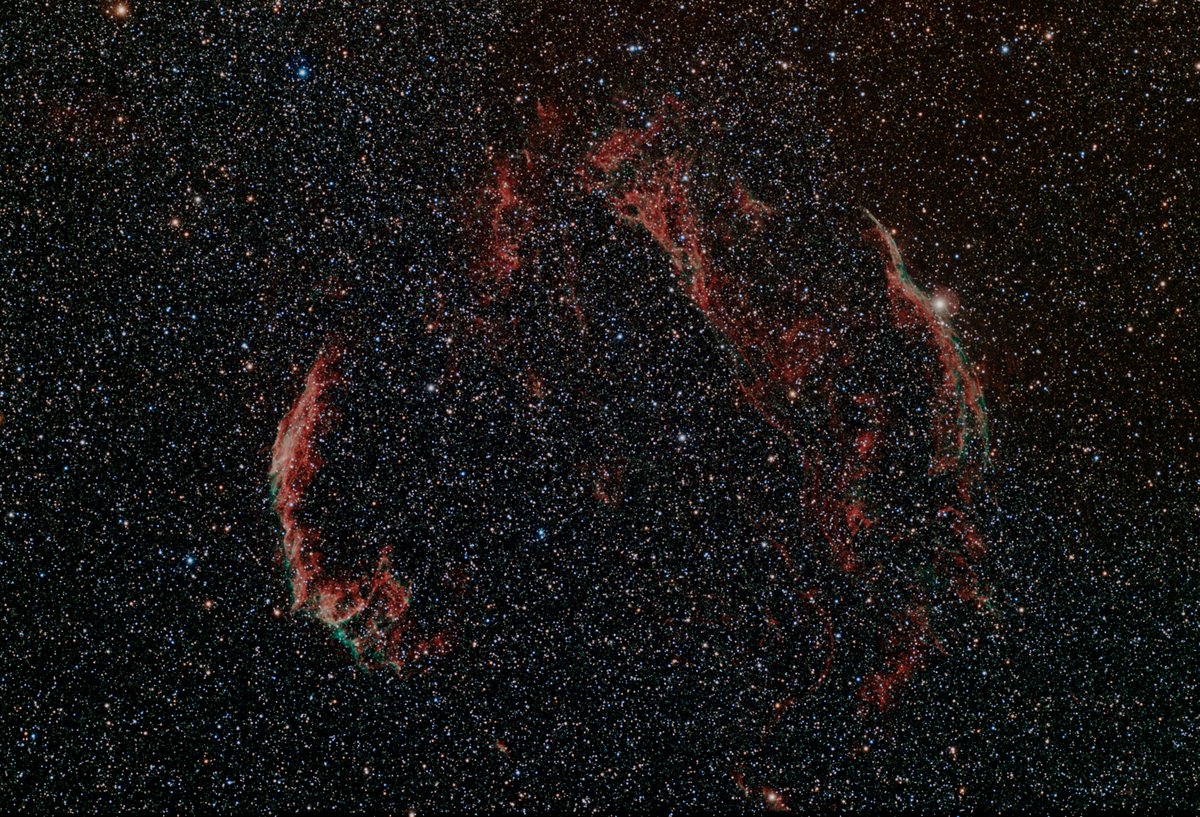 flg_ken's tweet photo. 白鳥座　網状星雲
180-600秒段階露出 加算平均コンポジット 
SI10で現像処理
SV555+SV405CC+CBPフィルタ
SE II-J赤道儀使用

途中薄雲がかかり、コントラストが低く現像に難儀しました。（フォトショップで若干補正）
青いフィラメントを確りと出したいのですが…難しい https://t.co/mef9R4l3N7