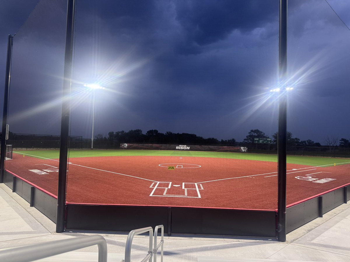 MCBisonSoftball's tweet photo. Morning practice #2 is in the books, and today was a special one!

For the first time, we got to take the field at the new fields, and there’s no better way to start the season than getting to share that moment with these girls and coaches.

This team is incredibly grateful for the opportunity to play out at these fields and create some new memories together. We’re excited for what’s ahead and thankful for everyone who made this possible!
