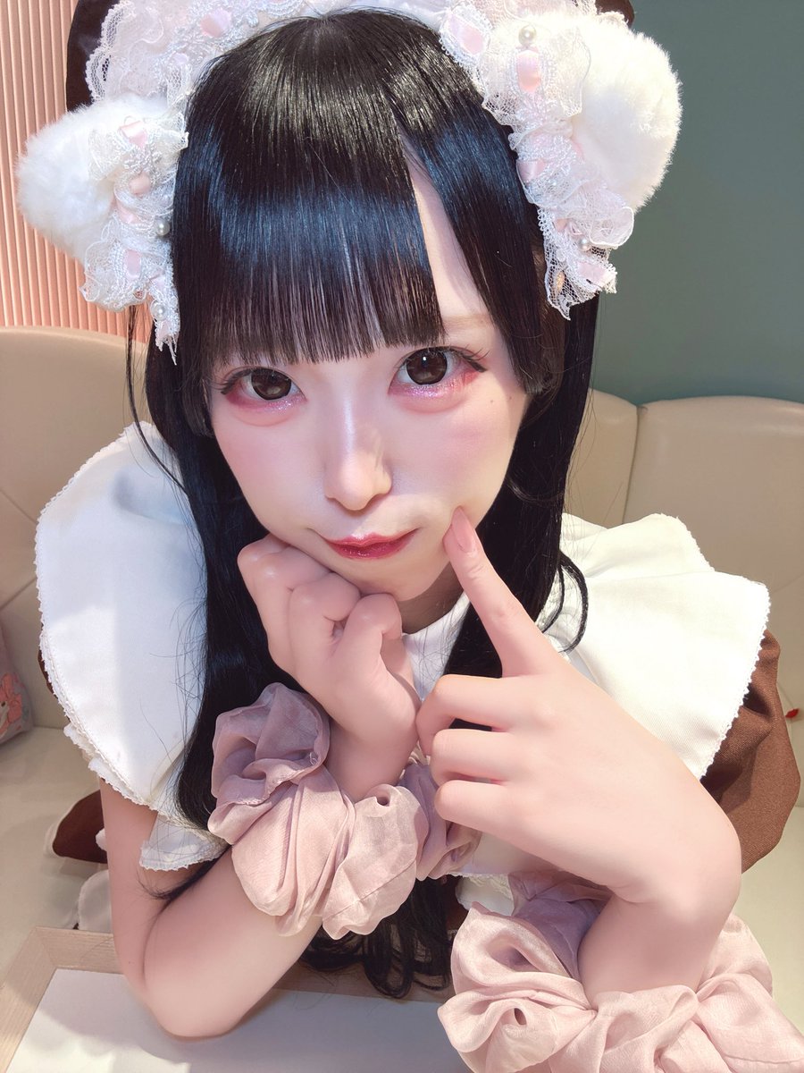 maid_kohuyu's tweet photo. もっとこふゆで頭いっぱいにして欲しいにゃ~ https://t.co/GFZl3yhdBl