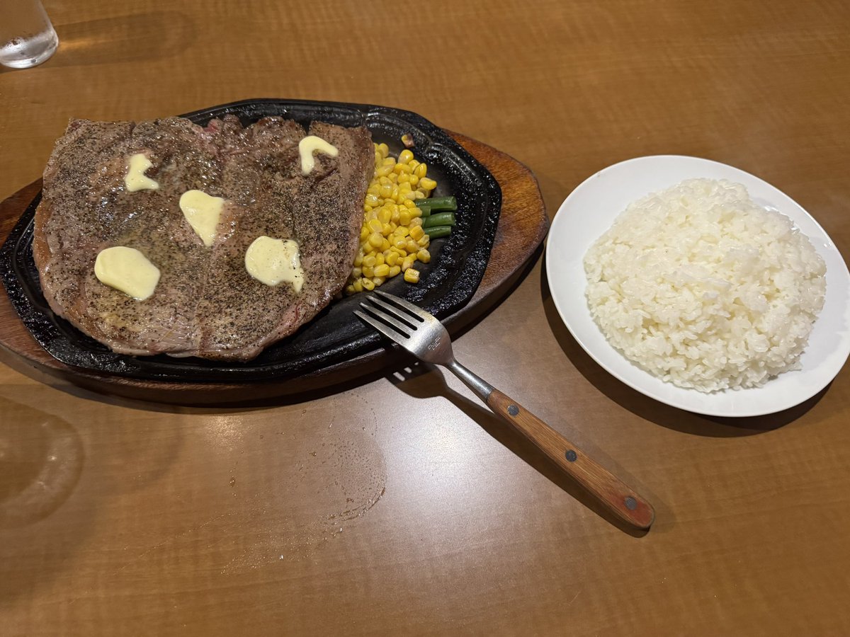 RASH4188's tweet photo. 久しぶりのビリー😋
前は楽に食べれたのに今日はかなりきつかった🤣 https://t.co/tN5NYgGWP3