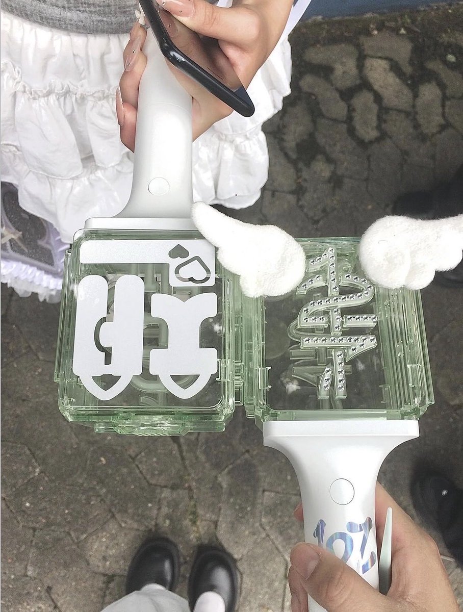 r6g7y's tweet photo. #시즈니트친소 #시즈니_트친소

중학생 재프랑 친구해여♥ 
같이 엔얘하면서 친해져요>3< 
칠콘 중콘가여!!

 ♡=ff
  rt=dm https://t.co/V8qWkps07a