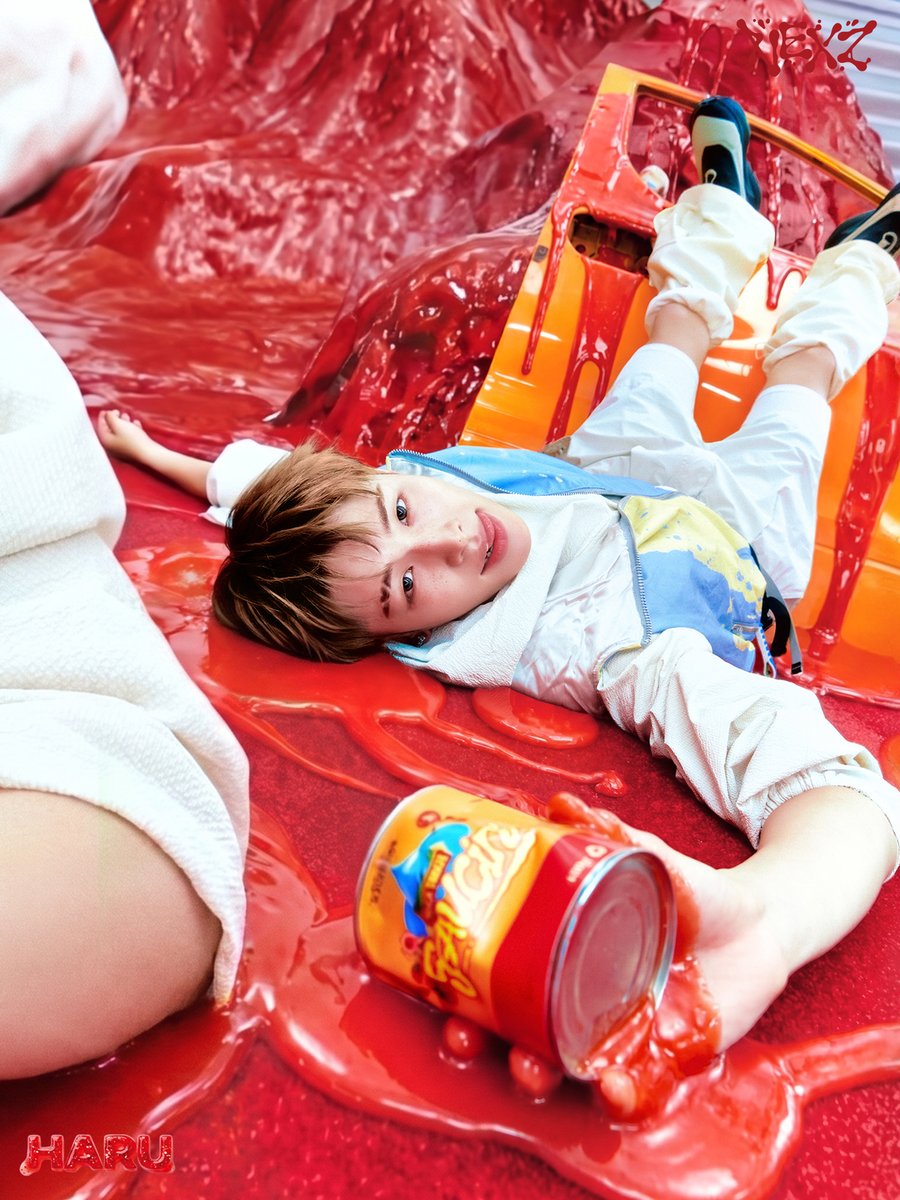NEXZ_official's tweet photo. 𝗦𝗾𝘂𝗲𝗲𝘇𝗲 𝗶𝘁 𝘂𝗽

NEXZ(넥스지) "SAUCIN'"
TEASER IMAGE - YELLOW ver.

#HARU

2026.08.24 MON 6PM (KST)

📌Pre-Save "SAUCIN'"
https://t.co/11hpPuvVJl 

#NEXZ
#SAUCIN #NEXZ_SAUCIN https://t.co/I2zM2skwyL