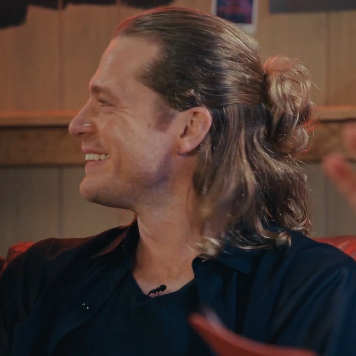 itslelio's tweet photo. im genuinely obsessed with his hair.. oh sampunzel https://t.co/LjnIhYoKHV