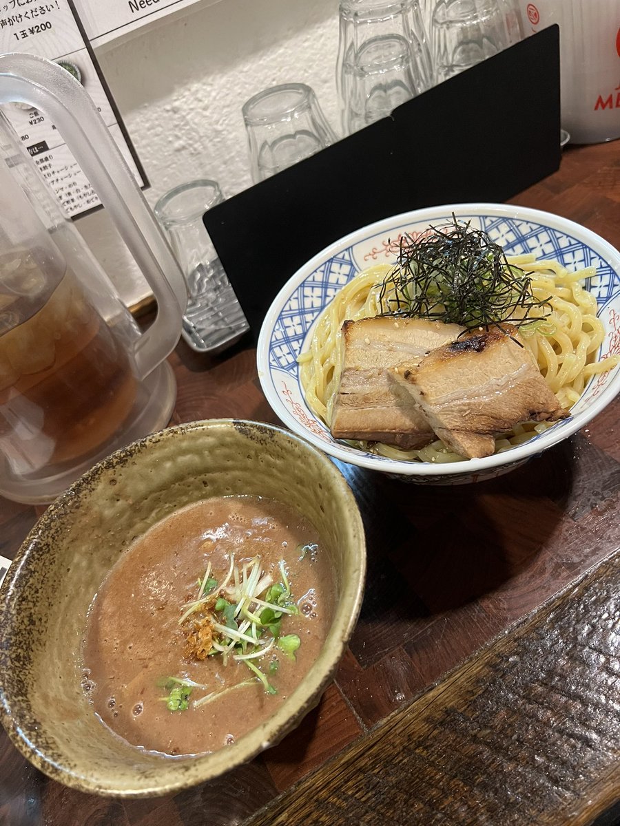 raevatein31's tweet photo. 久しぶりの「麺や庄の」
美味しかった🍜 https://t.co/N40Ig71uyG