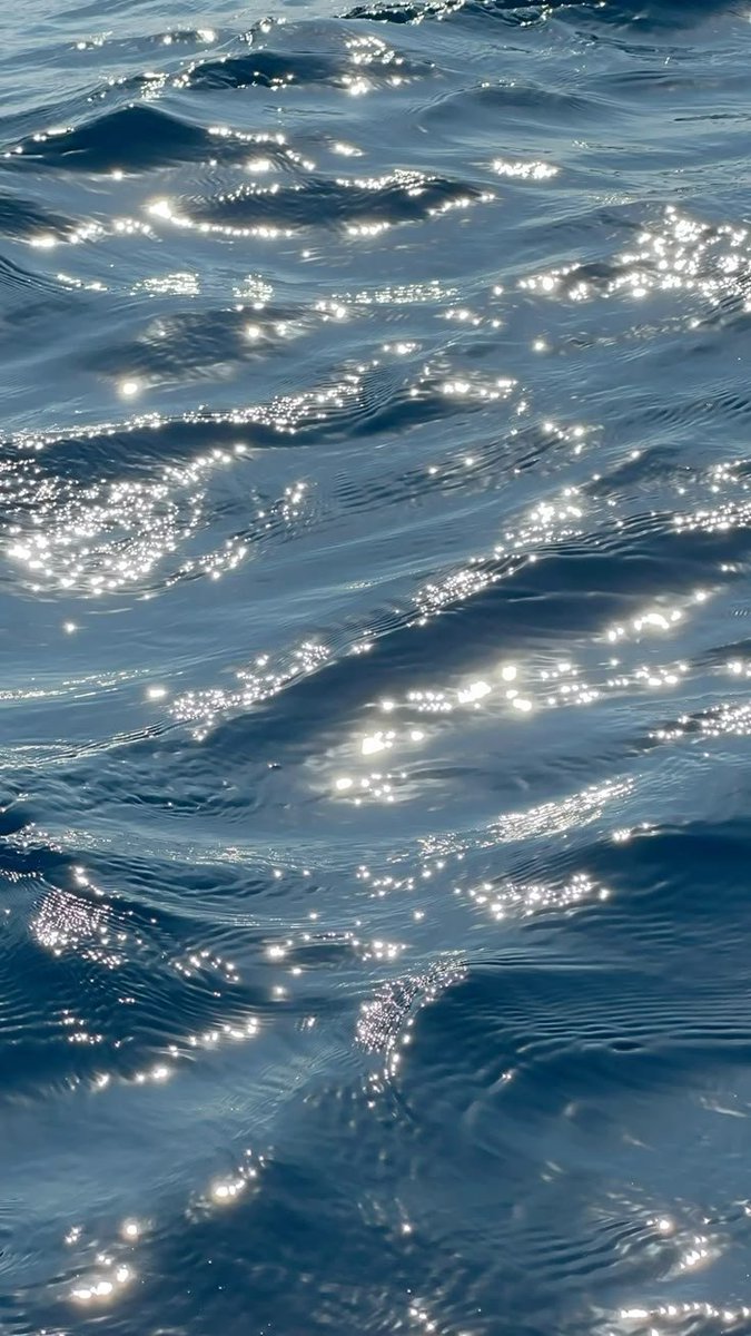 hawsett4's tweet photo. Peace brought by the sea. https://t.co/guupscW2Fc