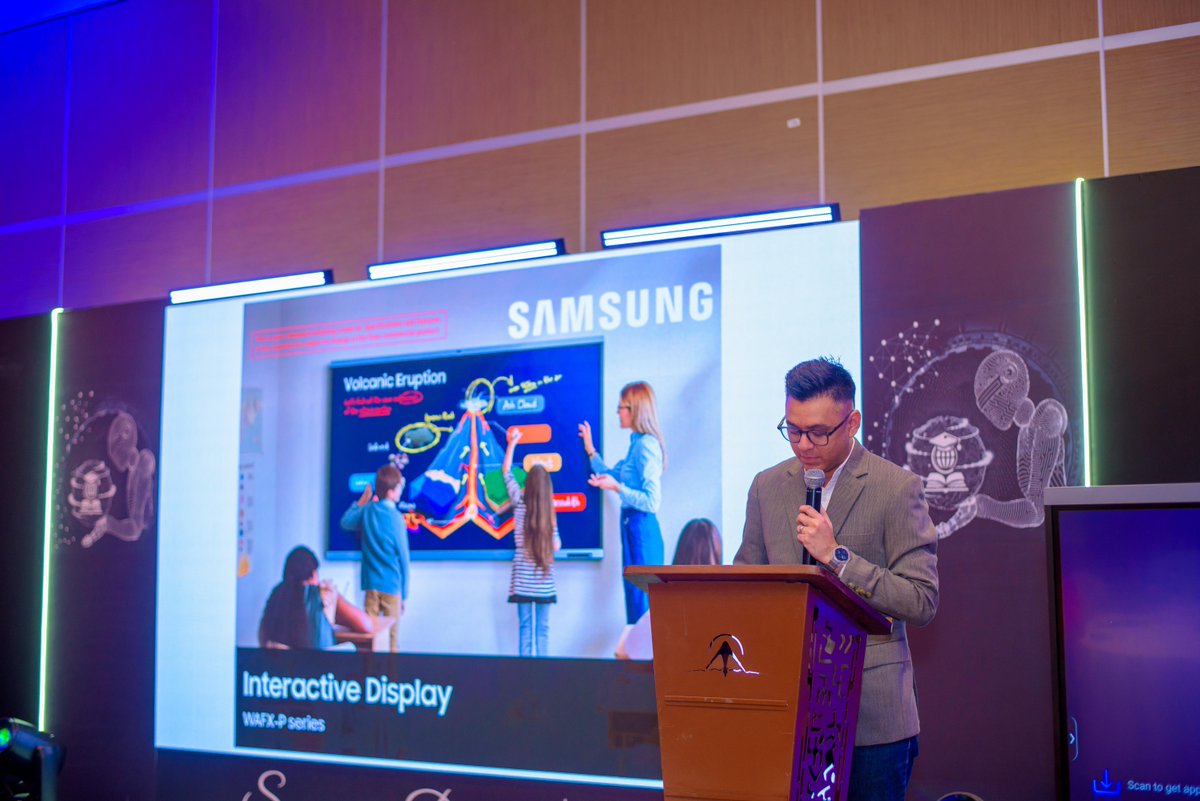 SamsungMobileKE's tweet photo. Creating more connected, engaging and future ready classrooms, that equip educators and learners with tools to adapt, thrive and stay ahead.🎉

#GalaxyAI #AwesomeIntelligence https://t.co/10A4hOXXv2