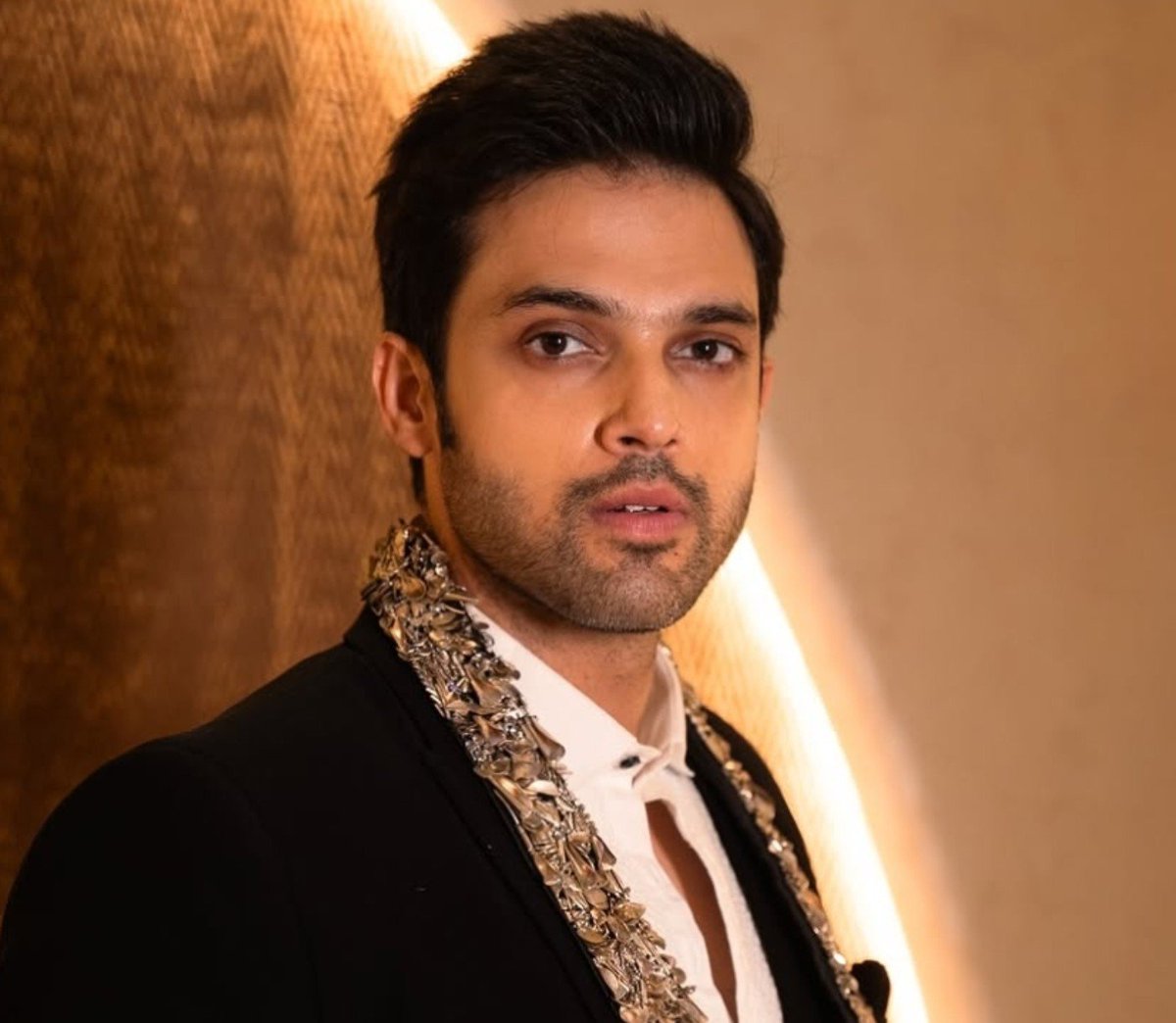 GossipsTv's tweet photo. The Top 10 Hindi TV Actors who generated the most buzz Week 32,2026 are as follows :

1.#ParthSamthaan (SHKH) : 5.12%
2.#BhavikaSharma (SHKH) : 4.86%
3.#ShivangiJoshi (Lockupp) : 4.80%
4.#SamridhiiShukla (YRKKH) : 4.58%
5.#SritiJha (TDSM) : 4.22%
6.#RohitPurohit (YRKKH) : 3.64%
7.#RubinaDilaik (KKK15) : 3.55%
8.#GauravKhanna (KKK15) : 3.36%
9.#RupaliGanguly (Anupama) : 2.88%
10.#ShabirAhluwalia (TDSM) : 2.64%

@GossipsTv REPORT 
Note : The rankings were determined through a data analysis of the media coverage, participation, interaction, and social media trends throughout the week and based on current active tv actors on various platforms (TV+OTT). Data Target - 48 Shows