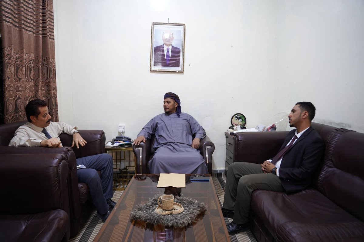 AlthqlyM's tweet photo. محافظ سقطرى يناقش الاستعدادات للعام الدراسي الجديد بمعهد الأرخبيل الفني

https://t.co/FVMozT5wjB https://t.co/h0zsBAU63D