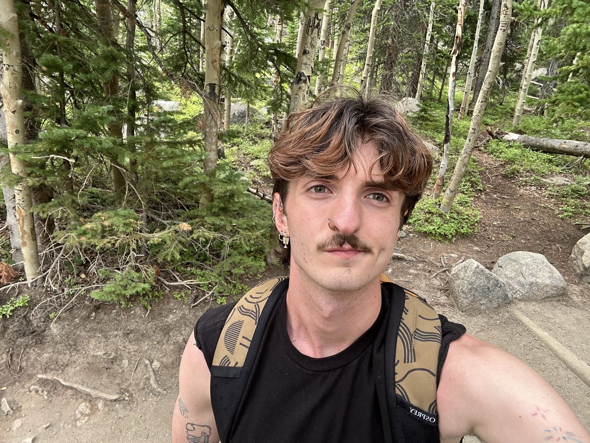 Matts_alt_acc's tweet photo. Someone take me back to the mountains https://t.co/ijP6zzINN5