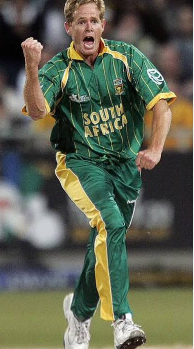 DineshDs95's tweet photo. @bagga_buntyy1 South African allrounder Shaun pollock https://t.co/uYxIhAQ6A1