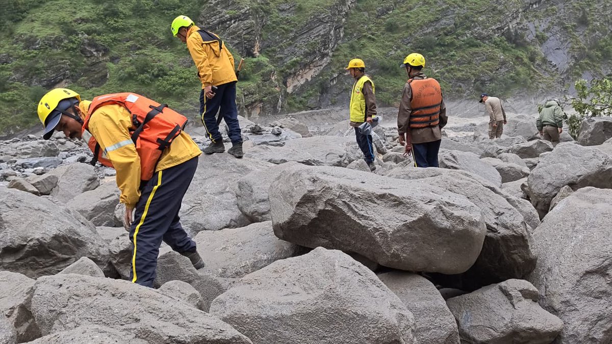 ANINewsUP's tweet photo. #WATCH | Uttarakhand: Following the incident in which the Bailey bridge at Tamak Nala on the Joshimath-Malari motor road was washed away due to excessive water flow, an intensive search and rescue operation has been underway since yesterday to trace the person who went missing in the incident. Search operations were also carried out yesterday by teams from the SDRF and other agencies at the incident site and in surrounding areas.

The search operation is being jointly conducted by the SDRF Uttarakhand Police, district administration, Indian Army, ITBP, NDRF and BRO. Rescue teams are conducting an extensive search along the riverbank, around the water channel and at other possible locations where the missing person could be found.

As part of the ongoing operation, the SDRF Joshimath team, led by Inspector Karn Singh, conducted an intensive search operation at the incident site and nearby potential areas on August 11, 2026. The team systematically covered the riverbank and other probable locations by making effective use of available resources and technical expertise.

Despite the high water flow, difficult terrain and challenging conditions, the SDRF Uttarakhand Police and other agencies continued the search operation with close coordination and full readiness. However, no information regarding the missing person could be obtained during today’s search operation, and the search yielded no results.

The joint search and rescue operation to trace the missing person remains underway.

(Video and pics: SDRF)