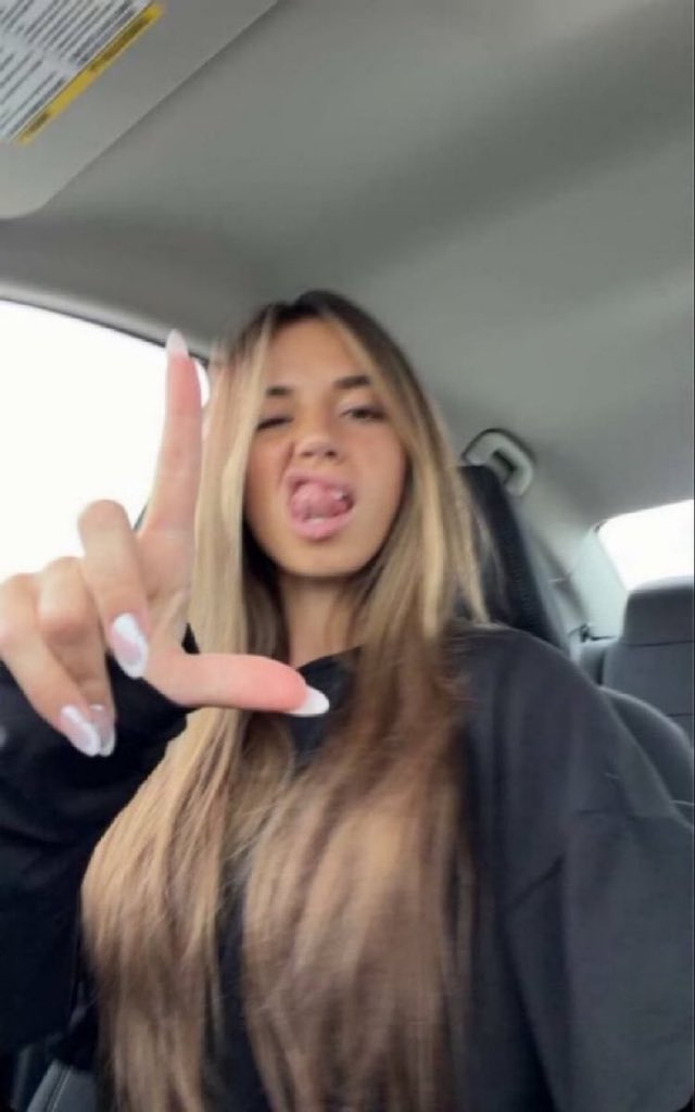 sweetdeceiverl_'s tweet photo. Taking up your parent basement without paying, just so you can get drained by catfish online🤣 

The life of an average beta these days 😂 🥵 

#cuck #cuckold #wankchat #hotwife #nsfw #nsfwtwt #bbc #bnwo #findom #horny #goon #gooner #feargasm #catfish #scam egirls brats joi cei https://t.co/hxgWwnrMIQ