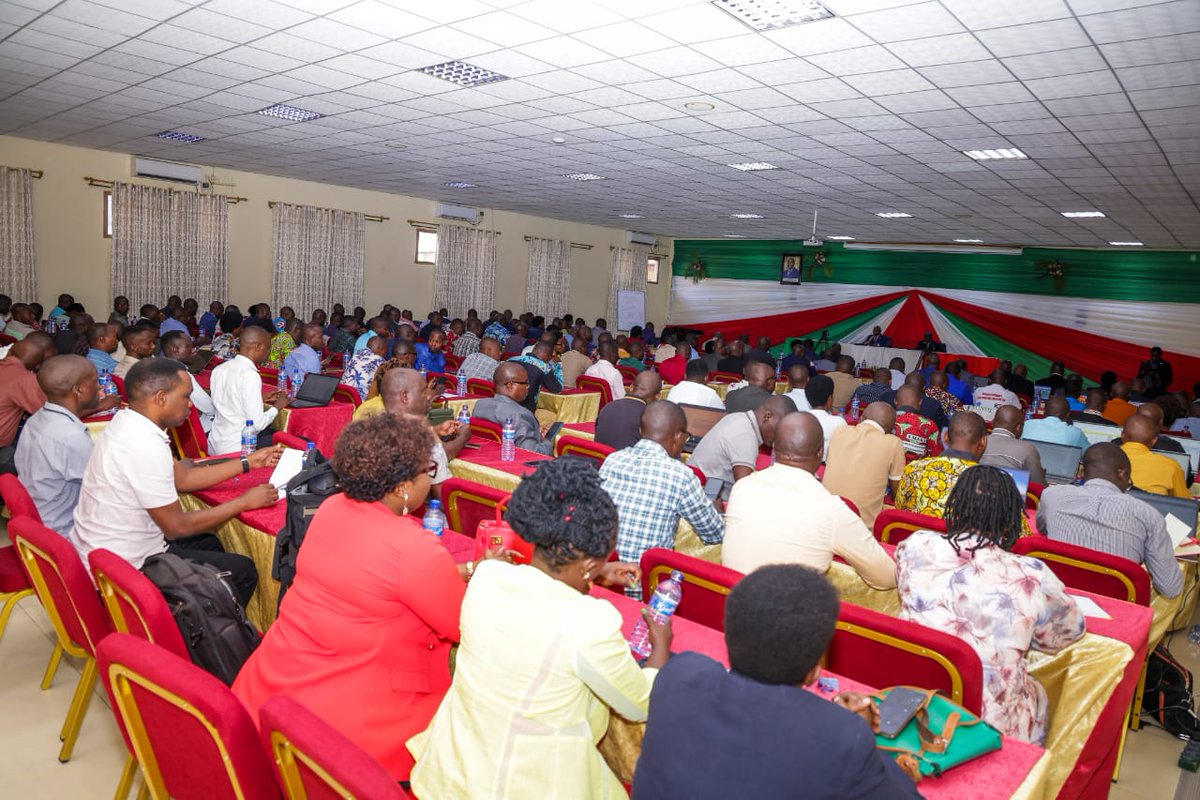VisionBurundi's tweet photo. Tweet 2/2

📝 L’objectif est de renforcer la maîtrise de la nouvelle loi sur la gestion des finances publiques et de ses textes d’application afin d’assurer une planification efficace, une utilisation transparente des fonds publics et une meilleure exécution du budget 2026-2027. https://t.co/A45YBcvzOB