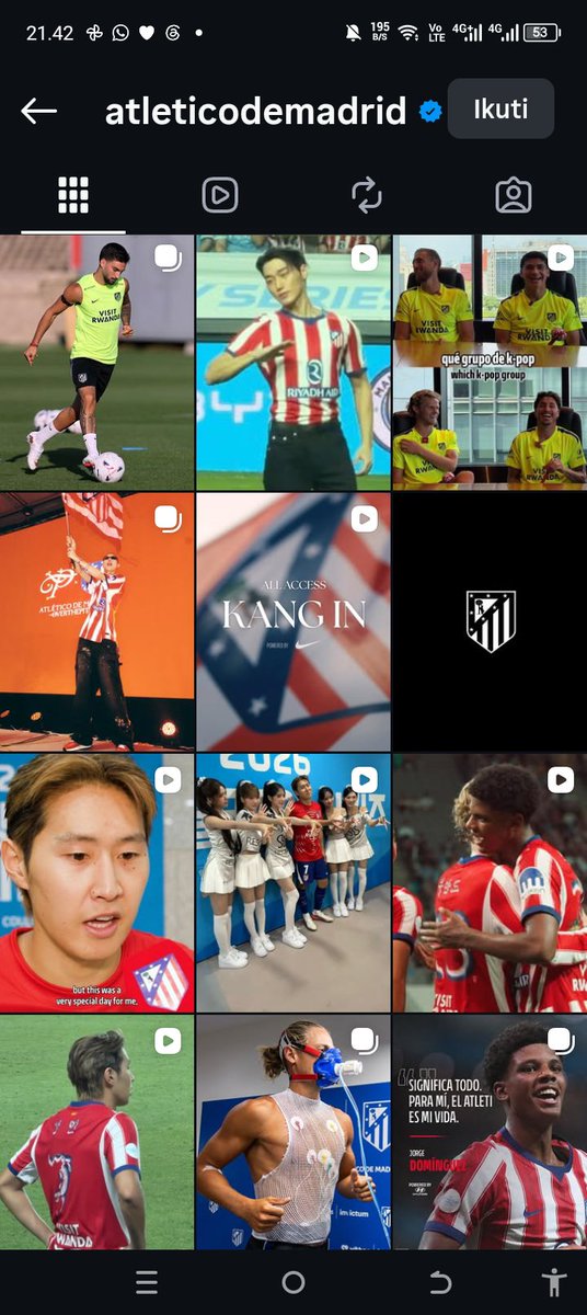 R_Perkasa's tweet photo. Karena dilihat-lihat banyak fans Sepakbola sinis karena jogetan SAN 

Saya akan coba kasih perspektif

Atletico Madrid datang ke Korea benar-benar totalitas 

Bukan hanya sekedar beli Lee Kang In sebagai formalitas 

Bukan sekedar datang, main bola, langsung terbang lagi kayak .......... 

Mereka sangat menghargai kearifan lokal dan Korean Wave disana

Soal hiburan ini, jelas sudah disiapkan besar-besaran oleh panitia

Hasilnya Dahsyat, SAN dibicarakan dimana-mana  seantero dunia 

Dan admin medsos ATM  memanfaatkan ombak dengan sangat baik dengan caption 🌊

"We've Officialy entered our K-Pop Era"

ATM aja memanfaatkan eksposure SAN 🔥

Kalian kok malah benci segitunya 😃