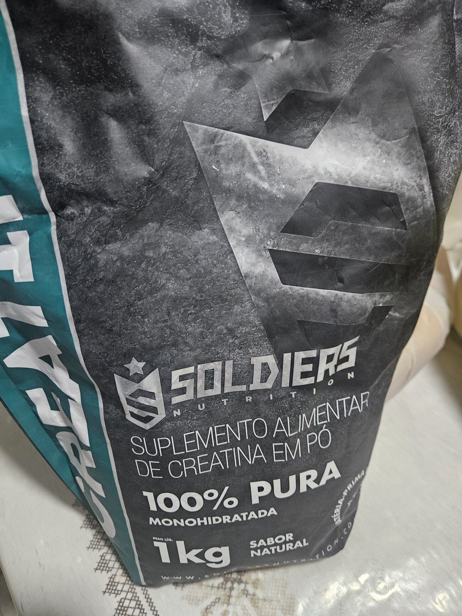 RaelyDeanMaddox's tweet photo. Muito bom ganhar presente dos amigos! Ainda mais uma creatina 💪🏻
Ps: Esperando pelo whey!.. https://t.co/uYnDhCuznm