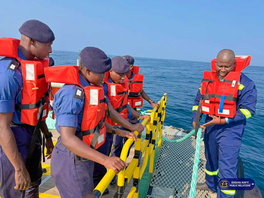 Ghana_Navy's tweet photo. The Acting Flag Officer Fleet, Naval Captain John Bekuin-Wurapa, engaged Midshipmen of Regular Career Course Intake 65 after a successful completion of their 2nd Phase of Sea Training, offering professional guidance on the responsibilities and expectations of a naval officer. https://t.co/3aWETqOf9g