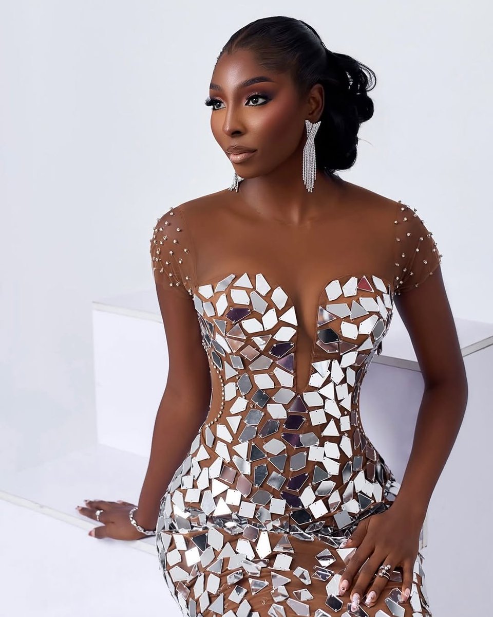 PulseNigeria247's tweet photo. Meet the 26-year-old model Tamunosoye Karibi-George going viral for her breathtaking looks. 😍 She is representing Nigeria at Miss World 2026 in Vietnam. 🇳🇬 https://t.co/xTDVckNl1W