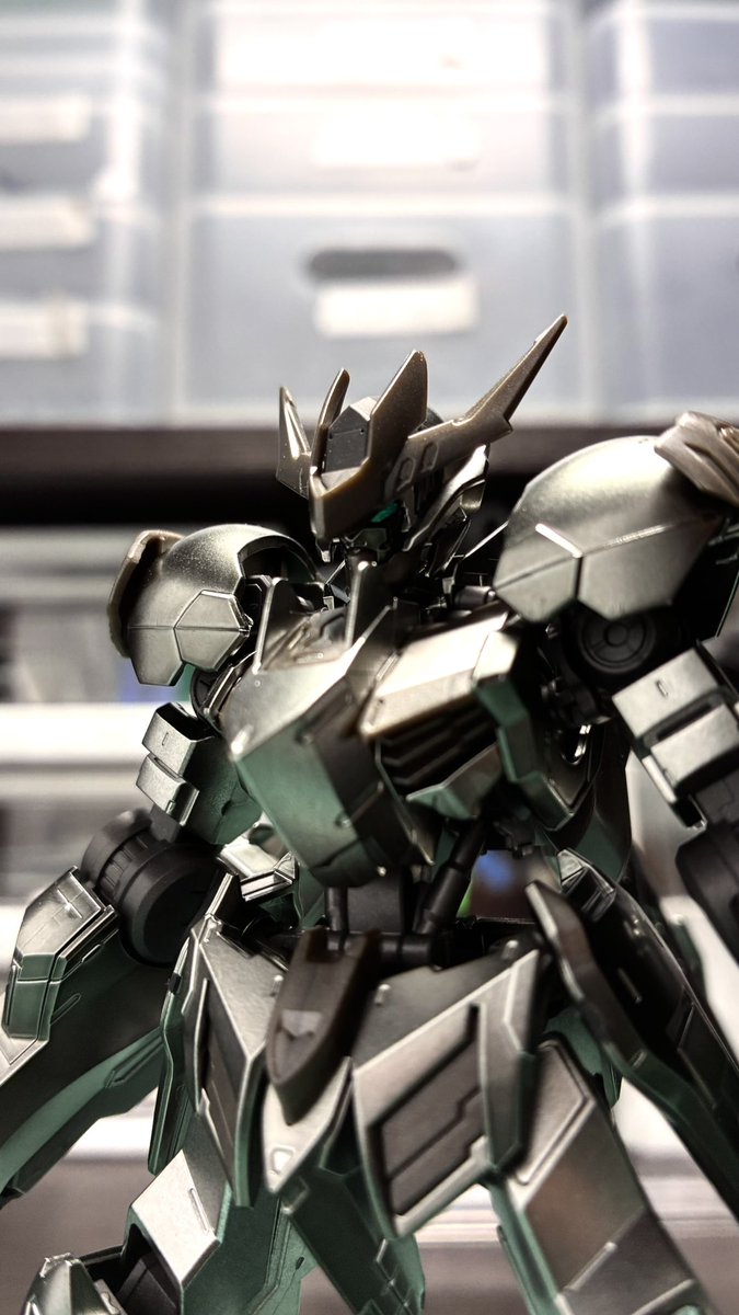 0728Jp's tweet photo. 今月1体目。
パチ組み、目のみシールでフィニッシュ。
これで十分な見た目。

HG 1/144 ガンダムバルバトスルプス[アイアンブラッドコーティング]

いや、激渋っ！かっこよ！

#ガンプラ
#ガンプラ好きと繋がりたい 
#プラモデルライフ
#パチ組み
#鉄血のオルフェンズ https://t.co/MIn5ePigCz