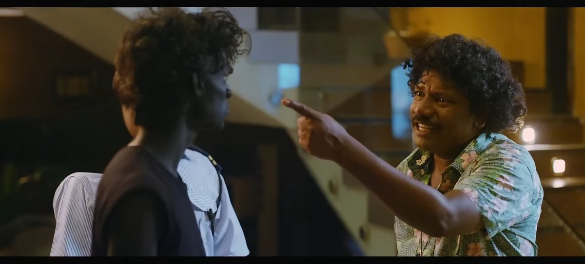 bumblebeeskfan's tweet photo. Anga padatha release panna mudiyama Kara producer kashtapattuttu irukkaaru  unnaku comedy ** kekkutha 

Intha comedy la vittutu padatha release pandra valiya parrunga https://t.co/Y19js34cbG