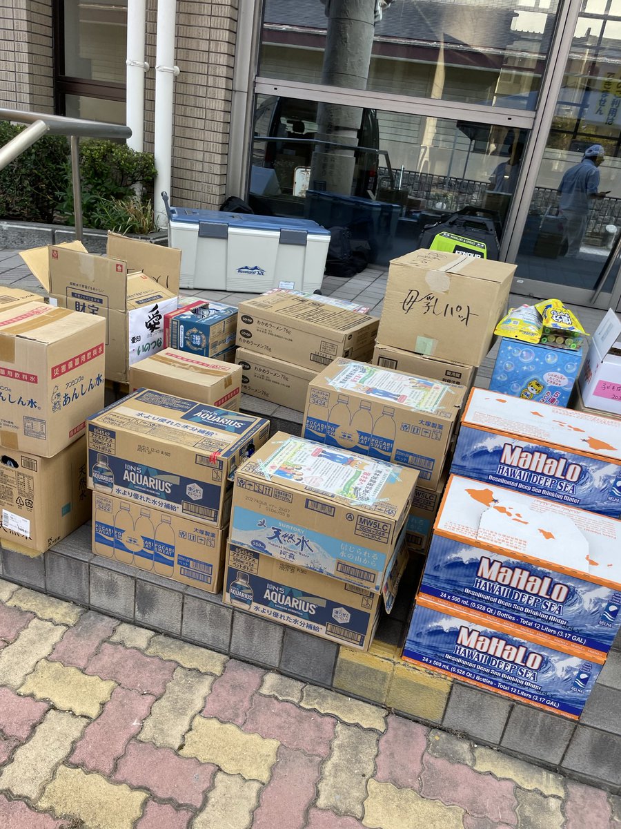 JapanEthical's tweet photo. 【令和8年熊本地震 災害衛生支援5日目】

本日は八代市長と被災状況や復旧・復興に向けた「次のフェーズ」の支援について意見交換しました。

洗浄剤の提供と支援物資お配り会も実施しました。

明日からも現地の声を大切に活動させていただきます。

#熊本地震 #災害衛生支援 #八代市 https://t.co/BXbf2j5dC7