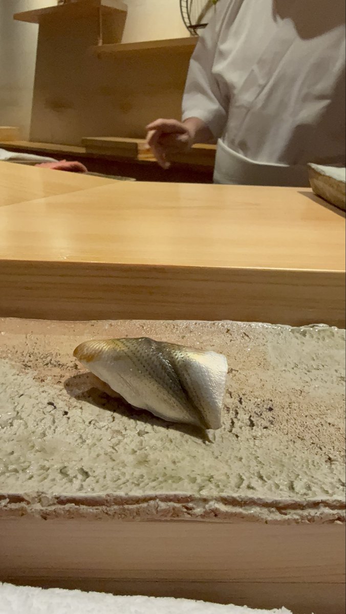 r0903ryo's tweet photo. 早めの誕生日祝いで社長に連れて行っていただきました🎊

本当にとにかく美味しく感動です。

最近調子悪いので気合い入れ直すぞ！
コッカラッス！ https://t.co/5q84lblnGq