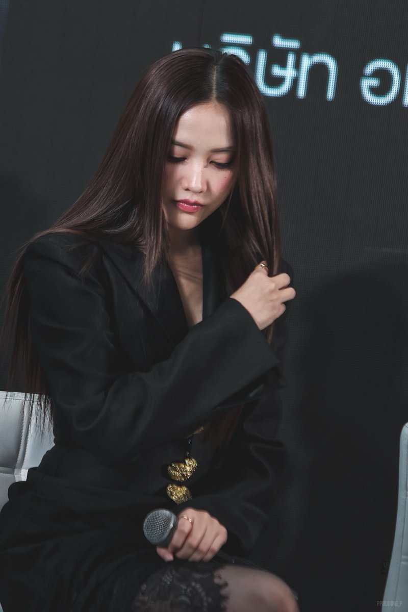 ppudding_p's tweet photo. พี่คนสวยดุมั้ยคะ 😳

#PROJECTDUOONEPresscon
#PROJECTDUOONExFreen
#PROJECTDUOONExFreenBecky https://t.co/ABhgHg6O0a