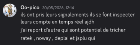 omartfmxd's tweet photo. Je ne voulais pas en arriver à en parler publiquement, mais il y a certaines choses qui ne peuvent plus rester sous silence.

Depuis la sortie de la maj Gargandyas, le joueur Oopico a été ajouté en ami sur Discord par des devs d'Ankama pour avoir son avis sur le boss et la maj. Tout va bien, il donnait ses  avis. Mais ce dernier profite de cette confiance pour modifier/nerf/up des trucs, pas pour le bien du jeu, mais pour son bénéfice perso.

Le premier truc, c'était la pano CMM. Il a DM la personne A : « pitié faut nuke la pano CMM asap », et le dev a réagi à ce message avec une confirmation. À la prochaine maintenance, environ 4 jours après, ça a été détruit, alors que le souci venait de l'IA des mobs et du Pourpre. Le forum était en feu pendant 1-2 mois parce que tout le monde jouait Feca CMM pendant cette période.

Et il nous partageait son écran avec toutes ses conversations avec les dev pendant des mois . Depuis, il abuse en continu de ces relations avec ces 3 personnes il leech d'une façon intelligente  des infos par-ci par-là. Pour eux, c'était genre Faker de Dofus et quelqu'un de confiance.

Là, en ce moment, il les spam pour nerf la team Sadida et on lui a répondu que ça viendra en septembre. Lui, il s'en fout si c'est bien ou mauvais pour le jeu, il veut juste un monopole de farm et que la commu ait moins de strats de farm à disposition, parce que la majorité des joueurs ont la flemme de theorycraft du 40-50 placements. Comme ça, il peut profiter seul et vendre ses kamas tranquille.

Pour ces membres du staff, ce n'est pas de leur faute, c'est pour ça que je ne partagerai pas  leurs pseudos(sauf si on me dément). C'est un gros manipulateur qui profite de leur gentillesse, mais pitié, arrêtez de leak des infos ou des trucs qui arriveront en jeu. Dofus, c'est un jeu d'économie : un petit détail peut enrichir une personne, surtout si elle est malveillante comme ce dernier et c'est malsaint pour le jeu.

Par contre, ce membre du staff que je vais mentionner là a fait une big connerie et ça mérite d'être leak. Vous vous souvenez du Speedrush ? Ce monsieur a leak le nerf des dimensions 1 semaine à l'avance, avant que le public le sache, alors qu'on avait 2 semaines de préparation. L'équipe Speedrush Solary avait cette info.

Dans le screen du bas, vous avez lui Monsieur Zyros , avec un petit « XD » à la fin, genre « hihi on a bz leur strat ». Quand j'ai vu ça, j'étais mort de rire. Imaginez un tournoi à 200 000 € où l'organisateur leak un truc pareil 1 SEMAINE avant l'annonce officiel, ça dégoûte non ?

En tout cas, par pitié, arrêtez de share des informations confidentielles avec les joueurs. Si vous voulez des avis, y'a Volca, Sap, Infi, Shanol, Loreillo, Hugo, Skyzio, des mecs legit, kiffeurs du jeu. C'est eux qu'il faut entendre, pas un monsieur qui s'en sert pour ruiner la commu farm, profiter seul et s'enrichir IRL.

Bref.

« Mais Omar, vous étiez potes, non ? »

Oui, on était potes et je suis quelqu'un de friendly avec toute la communauté. J'ai des dizaines de DM par jour avec toutes sortes de problèmes autour du jeu, j'aide tout le monde avec plaisir et je fais mes bails dans mon coin, à rigoler avec la commu, full chill.

Même pour ce dernier, depuis 2022, il me DM pour des mises à jour de l'Invoker, etc., des trucs hors CGU. Je le dépannais tranquille, et on parlait du jeu etc.., c'était pour moi comme un ami.

Mais depuis Unity, quand Fekah lui a donné une carrière et qu'on l'a aidé à se lancer et à développer sa communauté , nous — ses potes et son entourage — il s'est mis à nous prendre de haut, comme si c'etait Cr7.

Aussi avant le début du Speedrush, je lui ai confié une strat que j'allais faire. Il l'a report à Zyros pour que ça soit patch, et il a report masse monde après le Speedrush pour suspicion de triche, comme Ratek, Noway Deplai, Ushuala, le top 9/10 et d'autres alors qu'il etaient legit sous rec. Et il jouait avec certains les jours d'après comme si de rien n'était. C'est vraiment un serpent.

En plus, c'est quelqu'un de toxique. Même avant ses débuts sur Twitch, il créait des alt sur Twitch et allait dans des streams de filles avec sa clique pour balancer des propos déplacés, etc.

C'est un cumul de raisons. Il m'a trahi de nombreuses fois, et j'espère que vous saurez voir son vrai visage. (Beaucoup le savaient déjà, ceux qui sont actifs sur son Discord et ceux qui étaient présents à la periode où il a harcelé le S en continue.), la majorité des screens ont été share dans mon discord et la majorité ont tous vu.

PS : son compte banni avec 15 MM, c'était un compte bot qu'il utilisait pour exploiter une faille. Et son compte principal sur Hell Mina, Oopicco, ainsi que ses anciens comptes, totalisent plus de 30 000 combats répartis sur tous les serveurs contre le boss Corbeau Noir — des combats qui auraient été faits entre 10 à 40 secondes, sous no-anim ;). Le staff a accès à ces logs suffit de check avant 2025.
@DOFUSfr
