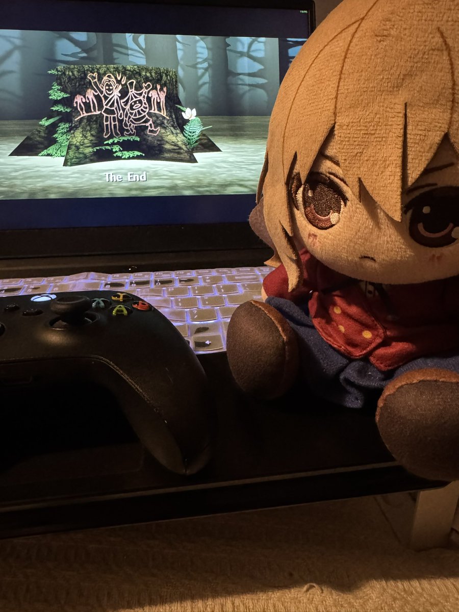 BakaDollmaker's tweet photo. And that’s Majora’s Mask completed!

What a game, just the amount of small details you can find through out that give more life to it, like hidden interactions between NPCs.

Plus the dark atmosphere due to the moon falling down.

Definitely recommend this game. https://t.co/zQvmNOmFov