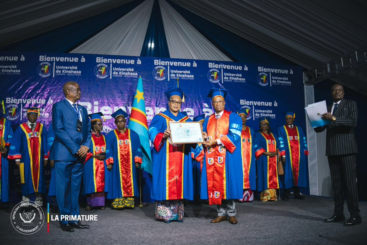LukondeSama's tweet photo. Mes chaleureuses félicitations à Madame Judith Suminwa Tuluka, Première Ministre de la République, pour la distinction de Docteur Honoris Causa qui lui a été décernée par l’Université de Kinshasa.

Ce lundi, j’ai eu l’honneur d’assister à cette cérémonie qui vient saluer un parcours marqué par l’engagement et la rigueur, et qui témoigne également de la place grandissante du leadership féminin dans la conduite des affaires publiques de notre pays.

Je salue l’Université de Kinshasa pour cette reconnaissance et adresse à Madame la Première Ministre mes vœux de plein succès dans la poursuite de son action au service de la République.

@SuminwaJudith @Unikinrdc 
#RDC #JudithSuminwa #Unikin #Leadership #Excellence #Unité #Paix #CohesionNationale
