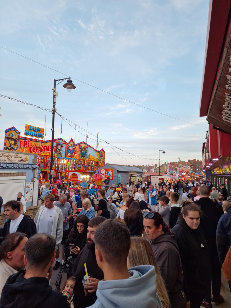 whitby_wanderer's tweet photo. 🎉⚓ WHAT A BRILLIANT WHITBY REGATTA DAY! 🎆

Did you enjoy Whitby Regatta ? What was your highlight? Let me know in the comments! 👇

#WhitbyRegatta #Whitby #WhitbyWanderer #Regatta2026 https://t.co/UUGCIIi207