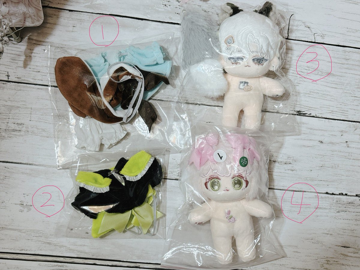 nightcherry1122's tweet photo. 【お譲り先募集】

写真のぬいと服のお譲り先を探しています
ご希望の方はDMまでお願いいたします

★なお、これよりも前に募集したぬいと服は全て決まっています

#無ぬい譲渡 https://t.co/Z9YqGOsRr2