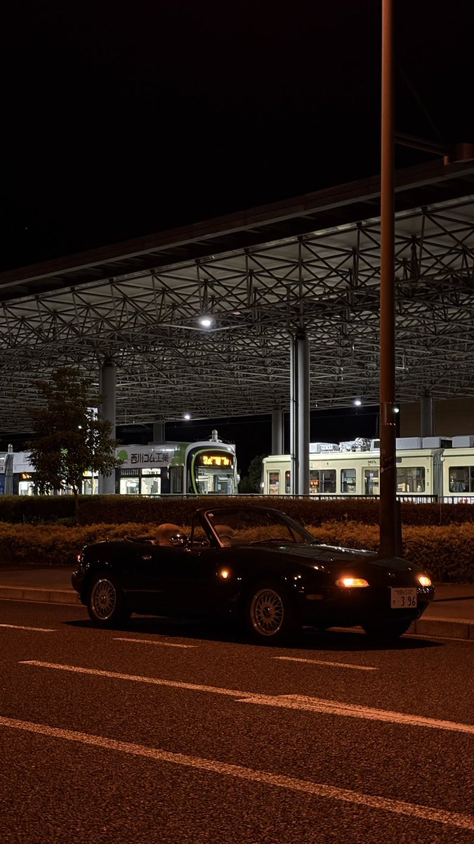 tomica757's tweet photo. 涼しくてオープン日和ですね〜。
ずっとこの気温がええわ。 https://t.co/bT9klJNwdL