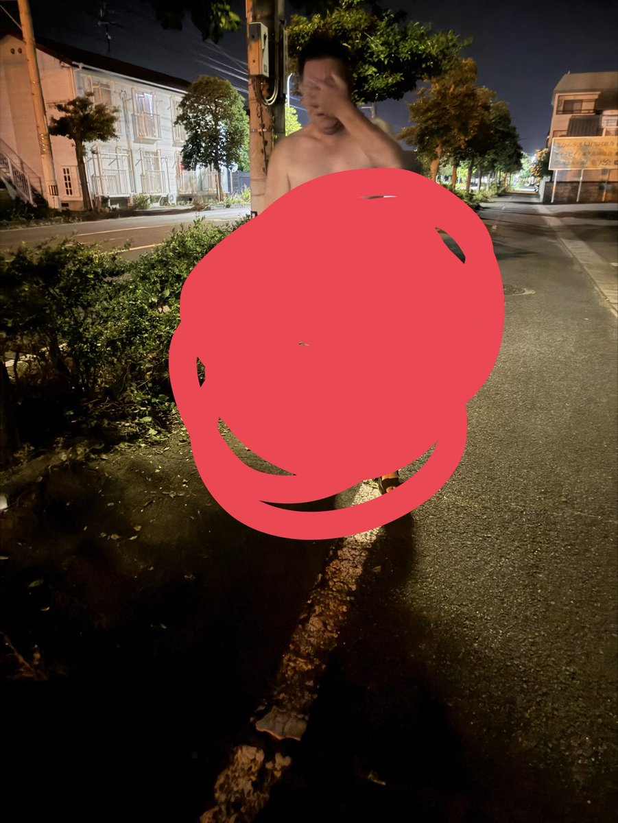 hi0707yo's tweet photo. 伊予西条で変態
拡散願います。 https://t.co/KRwq7PciGq