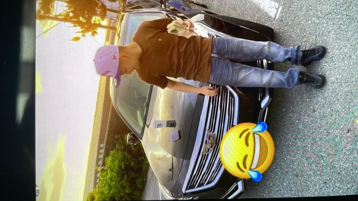 RasALIGUL's tweet photo. キャデラックのナンバー106の天ぷらつけてます
名古屋でも違うナンバーで当て逃げして探されてるみたいです。
名古屋手押し福岡手押し沖縄手押し那覇手押し横浜手押し川崎手押し埼玉手押し広島手押し https://t.co/j7lZXsHaxE