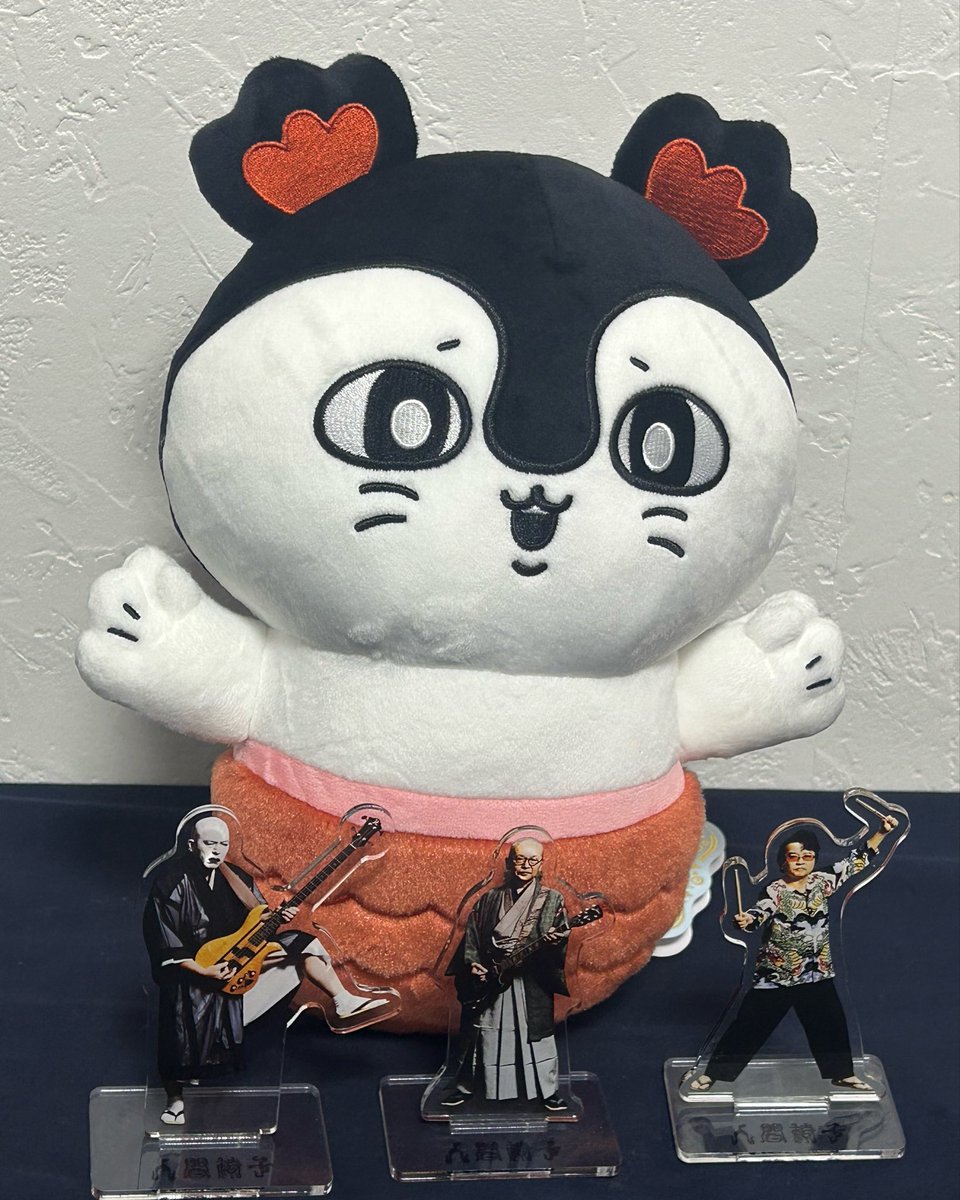 mazakasunba's tweet photo. コーラスも3匹で完ペキ https://t.co/hhd1wvbLAH
