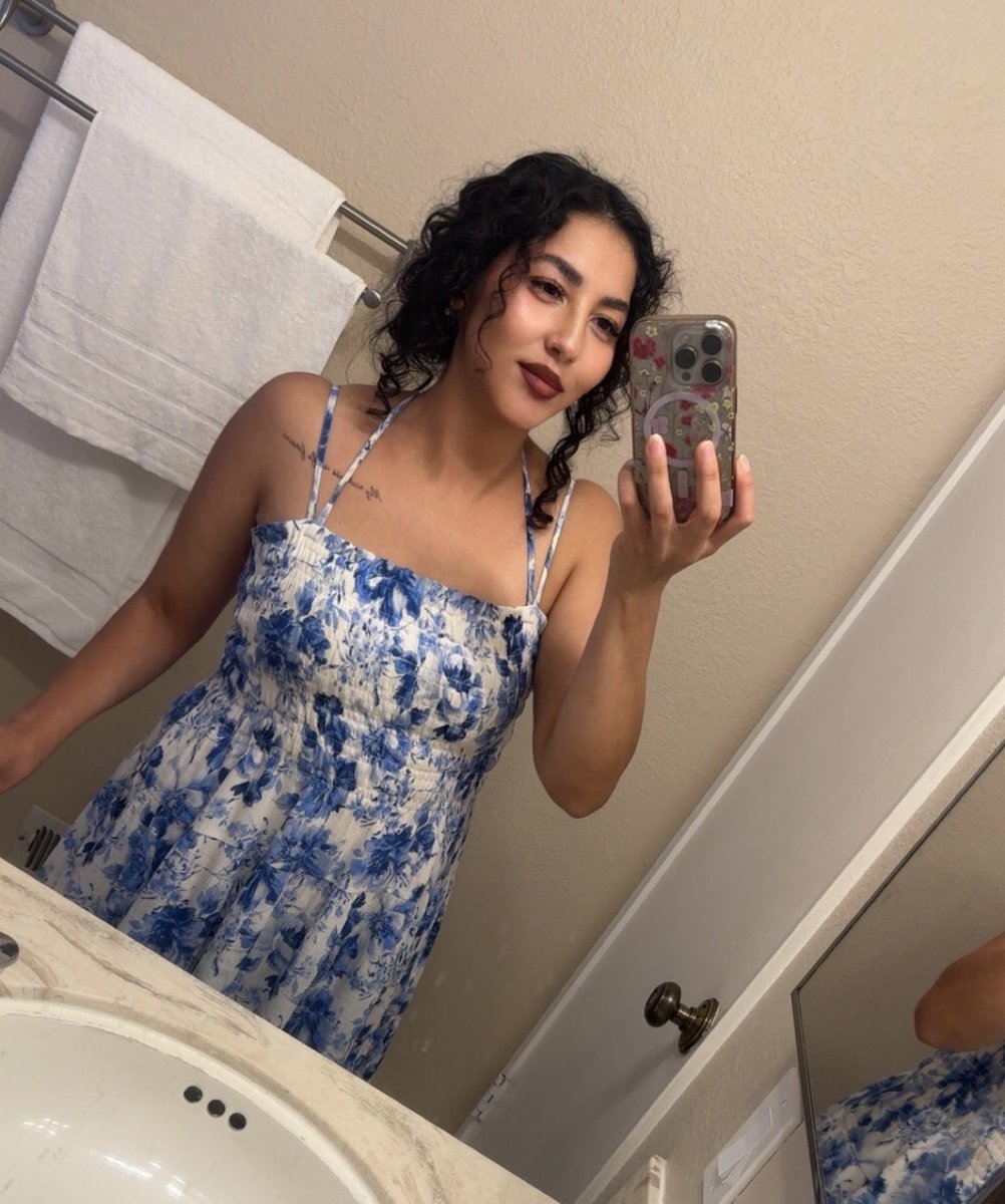 cynsationaal's tweet photo. Summa Dress 🩵 https://t.co/NhFbgiEvMm